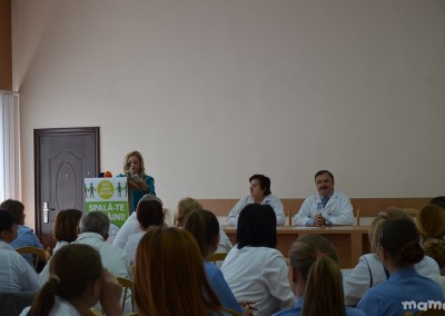 Ziua a spalatului pe maini-06